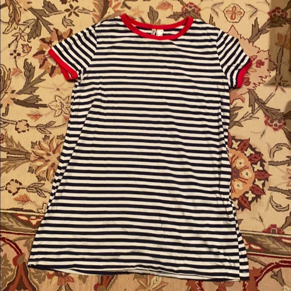 Divided T-shirt dress